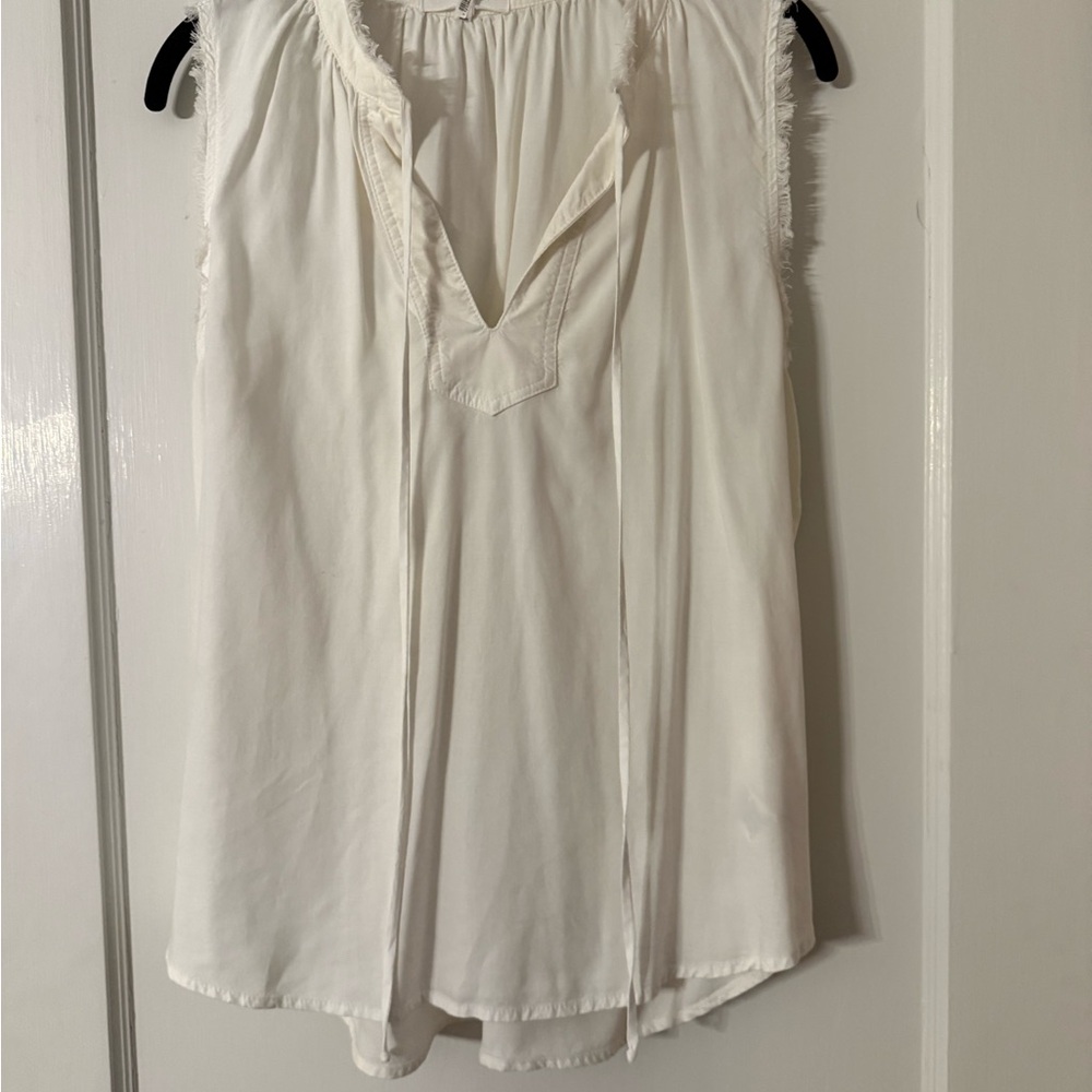 Bella Dahl Frayed Edge White Top
